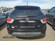 ✅ 2015 Nissan Pathfinder SL • VIN: 5N1AR2MM2FC639017 • Lot: 81051075. Listed on Copart with 127,774 mi. Free auction sales archive from the USA and detailed vehicle history report at DreamBid. Image 6.