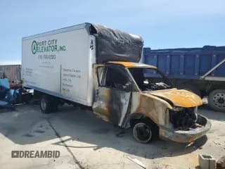 ✅ 2023 GMC Savana Commercial • VIN: 7GZ67VC76PN016182 • Lot: 69872574. Wystawiony na Copart z przebiegiem Nie podano. Bezpłatny archiwum sprzedaży aukcyjnych z USA i szczegółowy raport historii pojazdu na DreamBid. Zdjęcie 4.