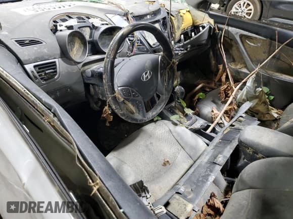 ✅ 2015 Hyundai Elantra SE • VIN: KMHDH4AE5FU234319 • Lot: 63466365. Listed on Copart with Not provided. Free auction sales archive from the USA and detailed vehicle history report at DreamBid. Image 8.