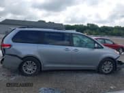 ✅ 2013 Toyota Sienna XLE AAS • VIN: 5TDYK3DC5DS402358 • Lot: 42977996. Listed on IAAI with 255,420 mi. Free auction sales archive from the USA and detailed vehicle history report at DreamBid. Image 14.