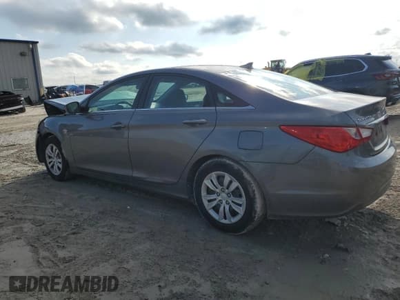 ✅ 2013 Hyundai Sonata GLS • VIN: 5NPEB4AC4DH528245 • Lot: 72802464. Listed on Copart with 129,018 mi. Free auction sales archive from the USA and detailed vehicle history report at DreamBid. Image 2.