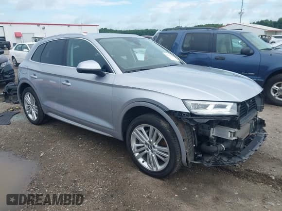 ✅ 2018 Audi Q5 Premium Plus • VIN: WA1BNAFY9J2025914 • Lot: 42743056. Listed on IAAI with 104,771 mi. Free auction sales archive from the USA and detailed vehicle history report at DreamBid. Image 1.