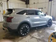 ✅ 2025 Kia Sorento X-Line EX • VIN: 5XYRHDJF4SG382833 • Lot: 62180405. Wystawiony na Copart z przebiegiem 1 420 mil. Bezpłatny archiwum sprzedaży aukcyjnych z USA i szczegółowy raport historii pojazdu na DreamBid. Zdjęcie 3.
