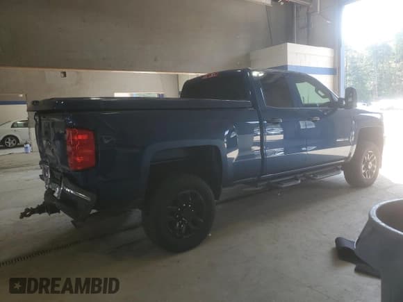 ✅ 2017 Chevrolet Silverado 2500HD Work Truck • VIN: 1GC2KUEGXHZ228255 • Lot: 81296015. Wystawiony na Copart z przebiegiem 87 964 mil. Bezpłatny archiwum sprzedaży aukcyjnych z USA i szczegółowy raport historii pojazdu na DreamBid. Zdjęcie 3.