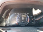 ✅ 2019 Lexus UX 200 • VIN: JTHY3JBH6K2006703 • Лот: 84063535. Опубликован ранее на Copart с пробегом 42 672 миль. Бесплатный доступ к архиву аукционных продаж из США и подробный отчёт об истории автомобиля на DreamBid. Изображение 9.