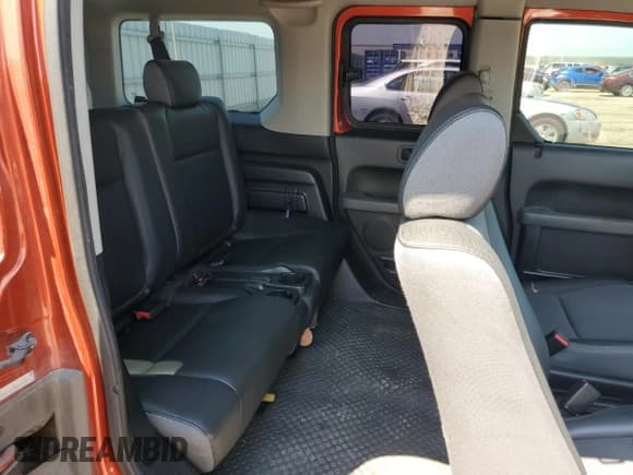 ✅ 2005 Honda Element LX • VIN: 5J6YH18305L015338 • Lot: 65274675. Listed on Copart with 138,955 mi. Free auction sales archive from the USA and detailed vehicle history report at DreamBid. Image 10.