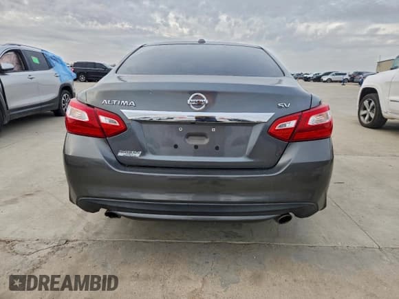 ✅ 2017 Nissan Altima SV • VIN: 1N4AL3AP4HC213686 • Lot: 95430215. Listed on Copart with 106,940 mi. Free auction sales archive from the USA and detailed vehicle history report at DreamBid. Image 6.