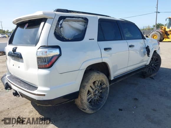✅ 2021 Toyota 4Runner Nightshade • VIN: JTEJU5JR7M5957684 • Lot: 41969037. Listed on IAAI with 46,551 mi. Free auction sales archive from the USA and detailed vehicle history report at DreamBid. Image 4.