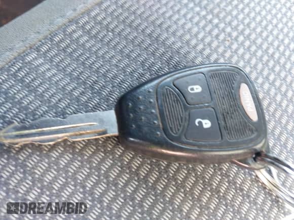 2006 Dodge 3500 SLT z VIN 3D7LX38C96G265695, wystawiony jako IAAI lot #41546242 z przebiegiem 226 757 mil mil oraz . Historia ofert i sprzedaży dostępna na DreamBid. Obrazek 11.