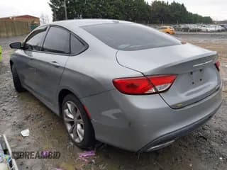 ✅ 2015 Chrysler 200 S • VIN: 1C3CCCBB2FN723515 • Lot: 43775188. Wystawiony na IAAI z przebiegiem 136 184 mil. Bezpłatny archiwum sprzedaży aukcyjnych z USA i szczegółowy raport historii pojazdu na DreamBid. Zdjęcie 3.