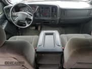 ✅ 2005 Chevrolet Silverado 2500HD LT • VIN: 1GCHK29U45E164019 • Лот: 85898244. Опубликован ранее на Copart с пробегом 124 911 миль. Бесплатный доступ к архиву аукционных продаж из США и подробный отчёт об истории автомобиля на DreamBid. Изображение 8.