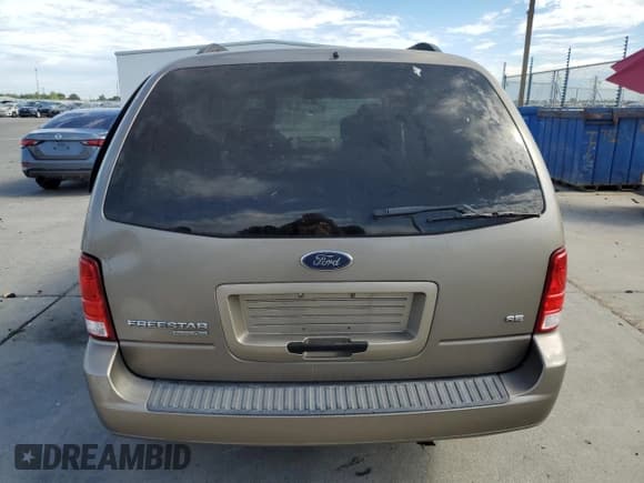 ✅ 2005 Ford Freestar SE • VIN: 2FMDA51635BA60614 • Lot: 60058044. Wystawiony na Copart z przebiegiem 228 858 mil. Bezpłatny archiwum sprzedaży aukcyjnych z USA i szczegółowy raport historii pojazdu na DreamBid. Zdjęcie 6.