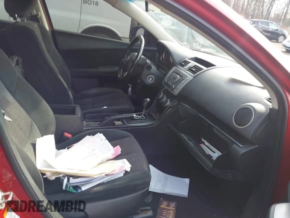 ✅ 2010 Mazda 6 i Touring • VIN: 1YVHZ8CH8A5M31192 • Lot: 43814878. Listed on IAAI with Not provided. Free auction sales archive from the USA and detailed vehicle history report at DreamBid. Image 5.