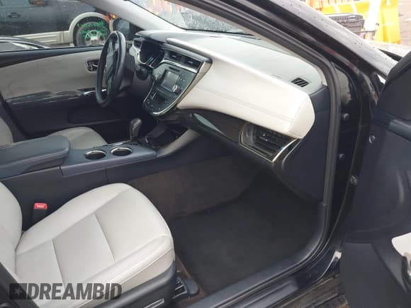 ✅ 2014 Toyota Avalon XLE Premium • VIN: 4T1BK1EB0EU078017 • Лот: 43645499. Опубликован ранее на IAAI с пробегом 104 711 миль. Бесплатный доступ к архиву аукционных продаж из США и подробный отчёт об истории автомобиля на DreamBid. Изображение 5.