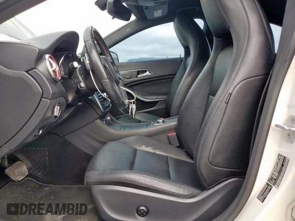 ✅ 2014 Mercedes-Benz CLA 250 • VIN: WDDSJ4EB9EN141222 • Лот: 81700905. Опубликован ранее на Copart с пробегом 79 660 миль. Бесплатный доступ к архиву аукционных продаж из США и подробный отчёт об истории автомобиля на DreamBid. Изображение 7.