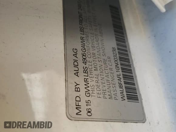 ✅ 2016 Audi A4 Premium • VIN: WAUBFAFL1GN003238 • Лот: 44682973. Опубликован ранее на Copart с пробегом 60 797 миль. Бесплатный доступ к архиву аукционных продаж из США и подробный отчёт об истории автомобиля на DreamBid. Изображение 13.