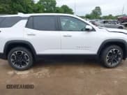 ✅ 2025 Chevrolet Equinox AWD LT • VIN: 3GNAXPEG3SL223208 • Lot: 42097484. Wystawiony na IAAI z przebiegiem 3 542 mil. Bezpłatny archiwum sprzedaży aukcyjnych z USA i szczegółowy raport historii pojazdu na DreamBid. Zdjęcie 13.