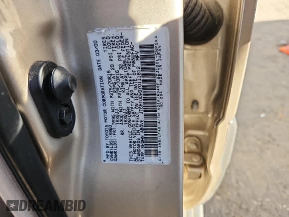 ✅ 2000 Lexus LX 470 • VIN: JT6HT00W9Y0111812 • Lot: 91009415. Wystawiony na Copart z przebiegiem 254 592 mil. Bezpłatny archiwum sprzedaży aukcyjnych z USA i szczegółowy raport historii pojazdu na DreamBid. Zdjęcie 14.