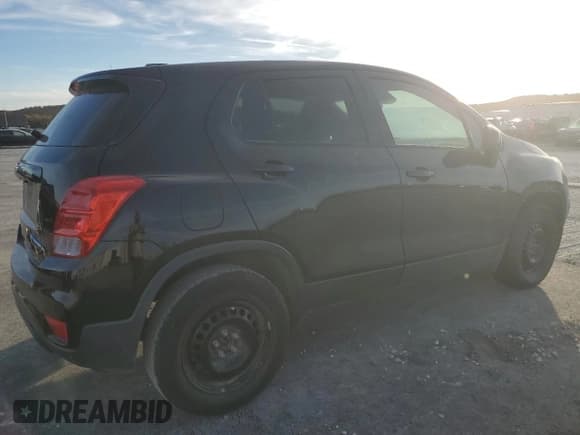 ✅ 2020 Chevrolet Trax LS • VIN: 3GNCJKSB0LL304657 • Lot: 92506955. Listed on Copart with 152,671 mi. Free auction sales archive from the USA and detailed vehicle history report at DreamBid. Image 3.