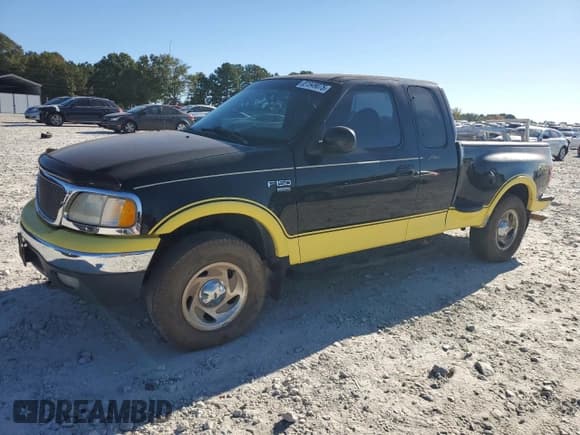 ✅ 2000 Ford F-150 XL • VIN: 1FTRX08L0YKA51662 • Лот: 81949075. Опубликован ранее на Copart с пробегом Не указан. Бесплатный доступ к архиву аукционных продаж из США и подробный отчёт об истории автомобиля на DreamBid. Изображение 1.