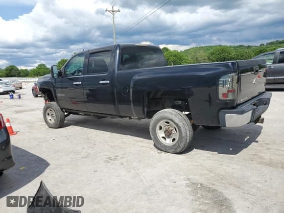 ✅ 2007 Chevrolet Silverado 2500HD LTZ • VIN: 1GCHK23677F503217 • Лот: 56644215. Опубликован ранее на Copart с пробегом 169 952 миль. Бесплатный доступ к архиву аукционных продаж из США и подробный отчёт об истории автомобиля на DreamBid. Изображение 2.