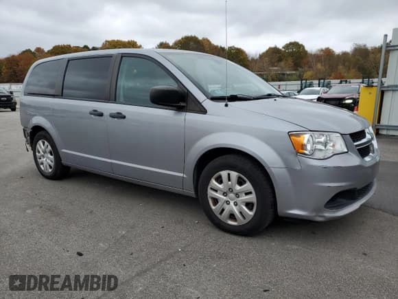 ✅ 2019 Dodge Grand Caravan SE • VIN: 2C4RDGBG6KR780481 • Lot: 90333195. Wystawiony na Copart z przebiegiem 29 087 mil. Bezpłatny archiwum sprzedaży aukcyjnych z USA i szczegółowy raport historii pojazdu na DreamBid. Zdjęcie 4.