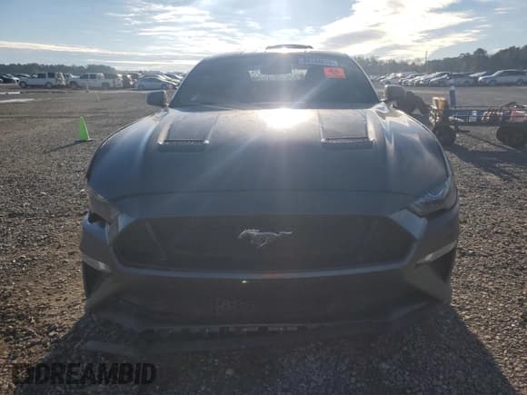 ✅ 2018 Ford Mustang GT Premium • VIN: 1FA6P8CF9J5103061 • Lot: 86144835. Listed on Copart with 89,582 mi. Free auction sales archive from the USA and detailed vehicle history report at DreamBid. Image 5.