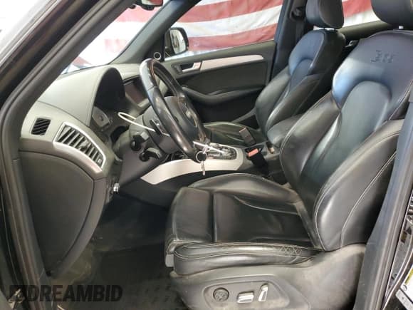 ✅ 2017 Audi SQ5 Premium Plus • VIN: WA1CCAFP7HA048044 • Лот: 82376835. Опубликован ранее на Copart с пробегом 125 299 миль. Бесплатный доступ к архиву аукционных продаж из США и подробный отчёт об истории автомобиля на DreamBid. Изображение 7.