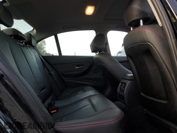 ✅ 2014 BMW 3 Series 320i xDrive • VIN: WBA3C3C50EF985544 • Lot: 91004335. Listed on Copart with 135,876 mi. Free auction sales archive from the USA and detailed vehicle history report at DreamBid. Image 10.