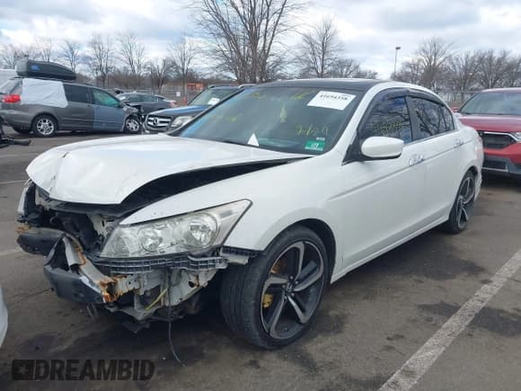 ✅ 2011 Honda Accord EX-L • VIN: 1HGCP3F80BA030007 • Lot: 42176320. Listed on IAAI with 166,853 mi. Free auction sales archive from the USA and detailed vehicle history report at DreamBid. Image 6.