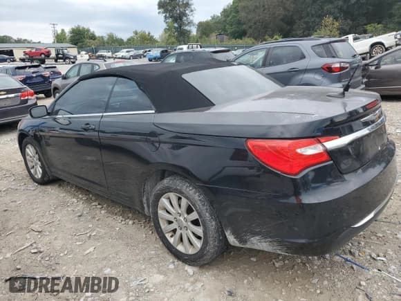 ✅ 2012 Chrysler 200 Touring • VIN: 1C3BCBEB2CN119301 • Lot: 80987955. Listed on Copart with 130,138 mi. Free auction sales archive from the USA and detailed vehicle history report at DreamBid. Image 2.