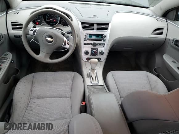 ✅ 2010 Chevrolet Malibu 1LT • VIN: 1G1ZC5EB1A4119118 • Lot: 82546864. Listed on Copart with 112,008 mi. Free auction sales archive from the USA and detailed vehicle history report at DreamBid. Image 8.