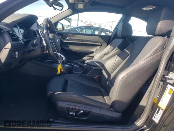 ✅ 2020 BMW 2 Series 230i • VIN: WBA2J1C02L7E63633 • Lot: 49740425. Listed on Copart with 44,496 mi. Free auction sales archive from the USA and detailed vehicle history report at DreamBid. Image 7.