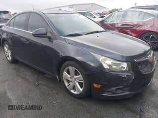 2014 Chevrolet Cruze Diesel with VIN 1G1P75SZ2E7110865, listed as a IAAI auction lot 42452224 with 139,012 mi miles and . Bid and sale history available at DreamBid. Image 1.