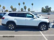 ✅ 2024 Volkswagen Atlas SE • VIN: 1V2DR2CA3RC563156 • Lot: 43519901. Listed on IAAI with 22,579 mi. Free auction sales archive from the USA and detailed vehicle history report at DreamBid. Image 13.