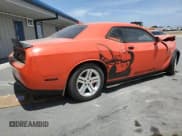 ✅ 2016 Dodge Challenger 392 Hemi Scat Pack Shaker • VIN: 2C3CDZFJ8GH331862 • Lot: 56480894. Wystawiony na Copart z przebiegiem 28 688 mil. Bezpłatny archiwum sprzedaży aukcyjnych z USA i szczegółowy raport historii pojazdu na DreamBid. Zdjęcie 3.