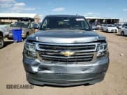 ✅ 2019 Chevrolet Tahoe LS • VIN: 1GNSCAKC8KR398173 • Lot: 64331585. Wystawiony na Copart z przebiegiem 52 519 mil. Bezpłatny archiwum sprzedaży aukcyjnych z USA i szczegółowy raport historii pojazdu na DreamBid. Zdjęcie 14.