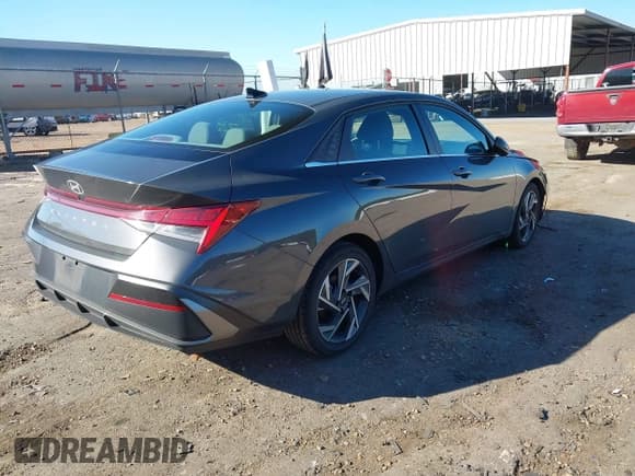 ✅ 2025 Hyundai Elantra SEL Convenience • VIN: KMHLS4DG0SU951487 • Лот: 43623170. Опубликован ранее на IAAI с пробегом 19 172 миль. Бесплатный доступ к архиву аукционных продаж из США и подробный отчёт об истории автомобиля на DreamBid. Изображение 4.