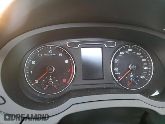 ✅ 2015 Audi Q3 Premium Plus • VIN: WA1EFCFS1FR005365 • Лот: 92708605. Опубликован ранее на Copart с пробегом Не указан. Бесплатный доступ к архиву аукционных продаж из США и подробный отчёт об истории автомобиля на DreamBid. Изображение 9.