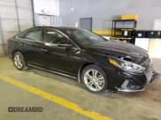 ✅ 2018 Hyundai Sonata Limited • VIN: 5NPE34AF1JH707197 • Lot: 47226903. Listed on Copart with 25,549 mi. Free auction sales archive from the USA and detailed vehicle history report at DreamBid. Image 4.