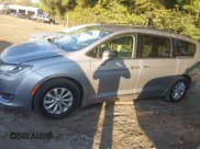 ✅ 2019 Chrysler Pacifica Touring L • VIN: 2C4RC1BG0KR539368 • Lot: 43213205. Wystawiony na IAAI z przebiegiem 114 418 mil. Bezpłatny archiwum sprzedaży aukcyjnych z USA i szczegółowy raport historii pojazdu na DreamBid. Zdjęcie 14.