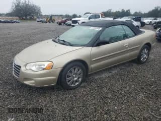 ✅ 2005 Chrysler Sebring Limited • VIN: 1C3EL65R35N705333 • Lot: 81993445. Wystawiony na Copart z przebiegiem 62 972 mil. Bezpłatny archiwum sprzedaży aukcyjnych z USA i szczegółowy raport historii pojazdu na DreamBid. Zdjęcie 1.