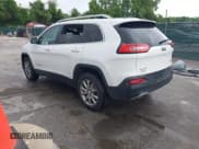 ✅ 2018 Jeep Cherokee Limited • VIN: 1C4PJMDB0JD541414 • Lot: 42322728. Wystawiony na IAAI z przebiegiem 82 631 mil. Bezpłatny archiwum sprzedaży aukcyjnych z USA i szczegółowy raport historii pojazdu na DreamBid. Zdjęcie 3.