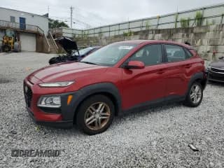 ✅ 2018 Hyundai Kona SE • VIN: KM8K1CAA8JU075906 • Лот: 69656125. Опубликован ранее на Copart с пробегом 72 200 миль. Бесплатный доступ к архиву аукционных продаж из США и подробный отчёт об истории автомобиля на DreamBid. Изображение 1.