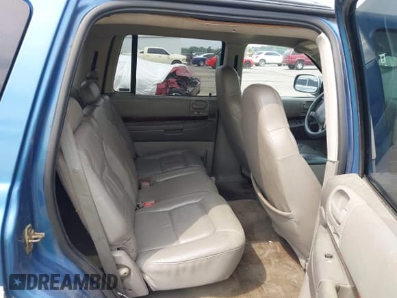 ✅ 2002 Dodge Durango • VIN: 1B4HR58N02F141217 • Лот: 42028949. Опубликован ранее на IAAI с пробегом 270 774 миль. Бесплатный доступ к архиву аукционных продаж из США и подробный отчёт об истории автомобиля на DreamBid. Изображение 8.