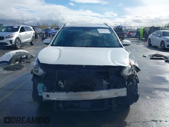 ✅ 2017 Kia Niro EX • VIN: KNDCC3LC8H5057038 • Lot: 43726573. Listed on IAAI with 97,673 mi. Free auction sales archive from the USA and detailed vehicle history report at DreamBid. Image 13.