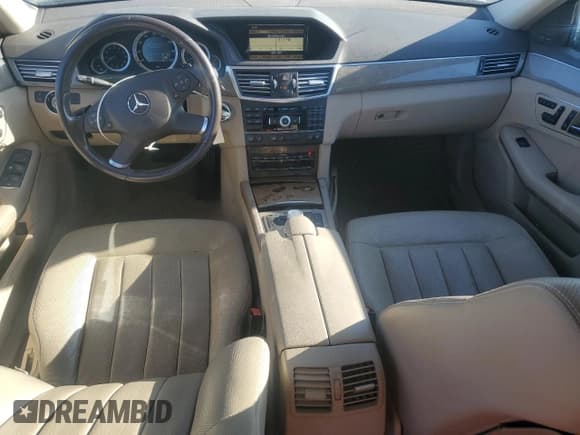 ✅ 2011 Mercedes-Benz E 550 Luxury • VIN: WDDHF9AB7BA411288 • Лот: 70736355. Опубликован ранее на Copart с пробегом 111 637 миль. Бесплатный доступ к архиву аукционных продаж из США и подробный отчёт об истории автомобиля на DreamBid. Изображение 8.