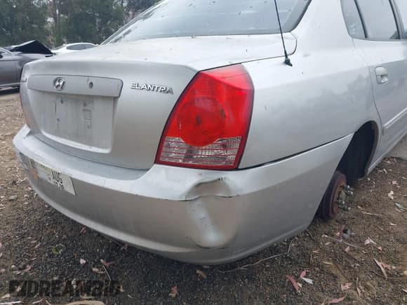 ✅ 2004 Hyundai Elantra GLS • VIN: KMHDN46D94U824707 • Lot: 42460287. Wystawiony na IAAI z przebiegiem 166 360 mil. Bezpłatny archiwum sprzedaży aukcyjnych z USA i szczegółowy raport historii pojazdu na DreamBid. Zdjęcie 12.