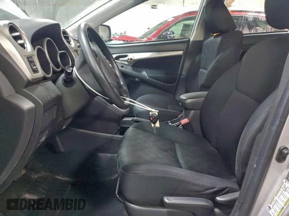 ✅ 2009 Toyota Matrix S • VIN: 2T1KE40E39C010134 • Лот: 93618575. Опубликован ранее на Copart с пробегом 138 107 миль. Бесплатный доступ к архиву аукционных продаж из США и подробный отчёт об истории автомобиля на DreamBid. Изображение 7.