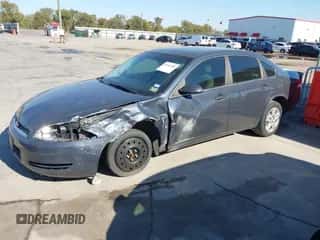 2008 Chevrolet Impala LS z VIN 2G1WB58K681312792, wystawiony jako IAAI lot #43605982 z przebiegiem 121 749 mil mil oraz . Historia ofert i sprzedaży dostępna na DreamBid. Obrazek 2.